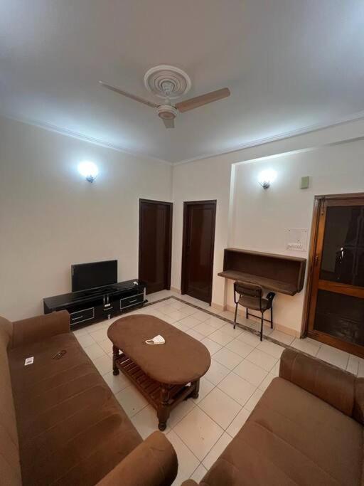 Lovely newly furnished independent apartment - Housity