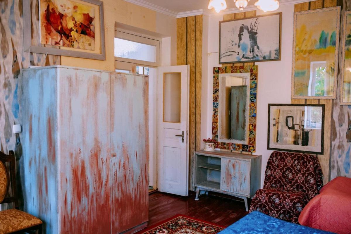 Artist's House - Housity