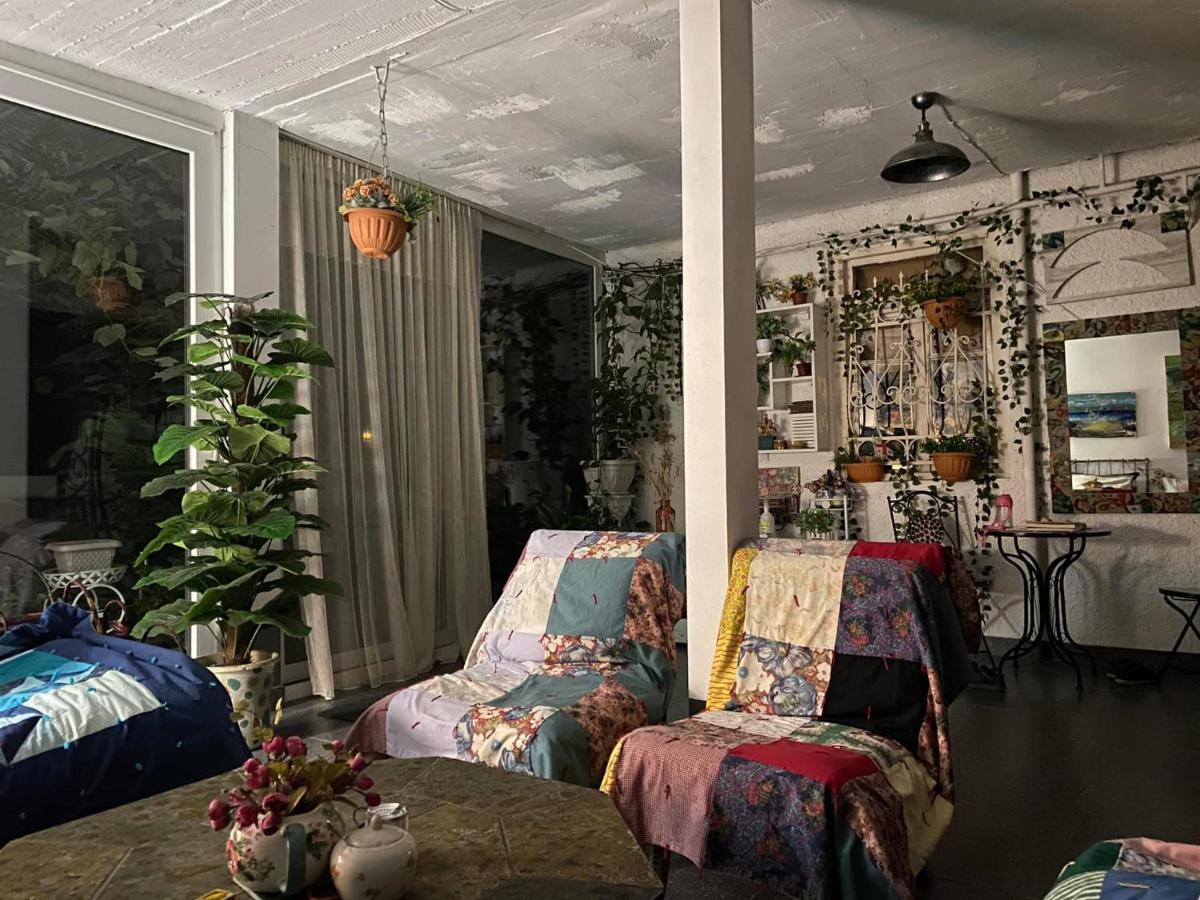 Artist's House - Housity