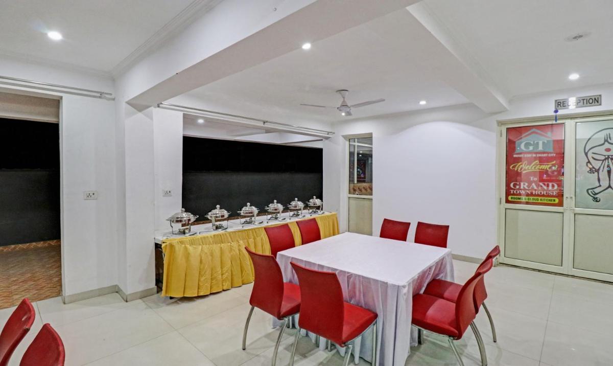 Treebo Grand Town House - Housity