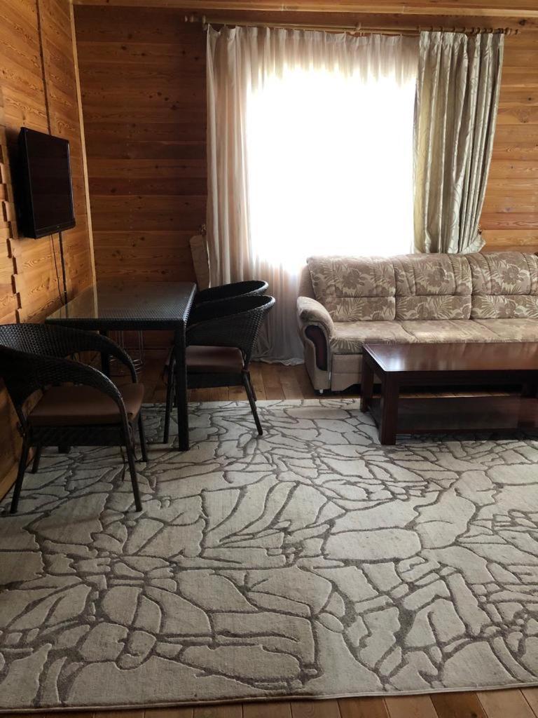 Family House - Housity