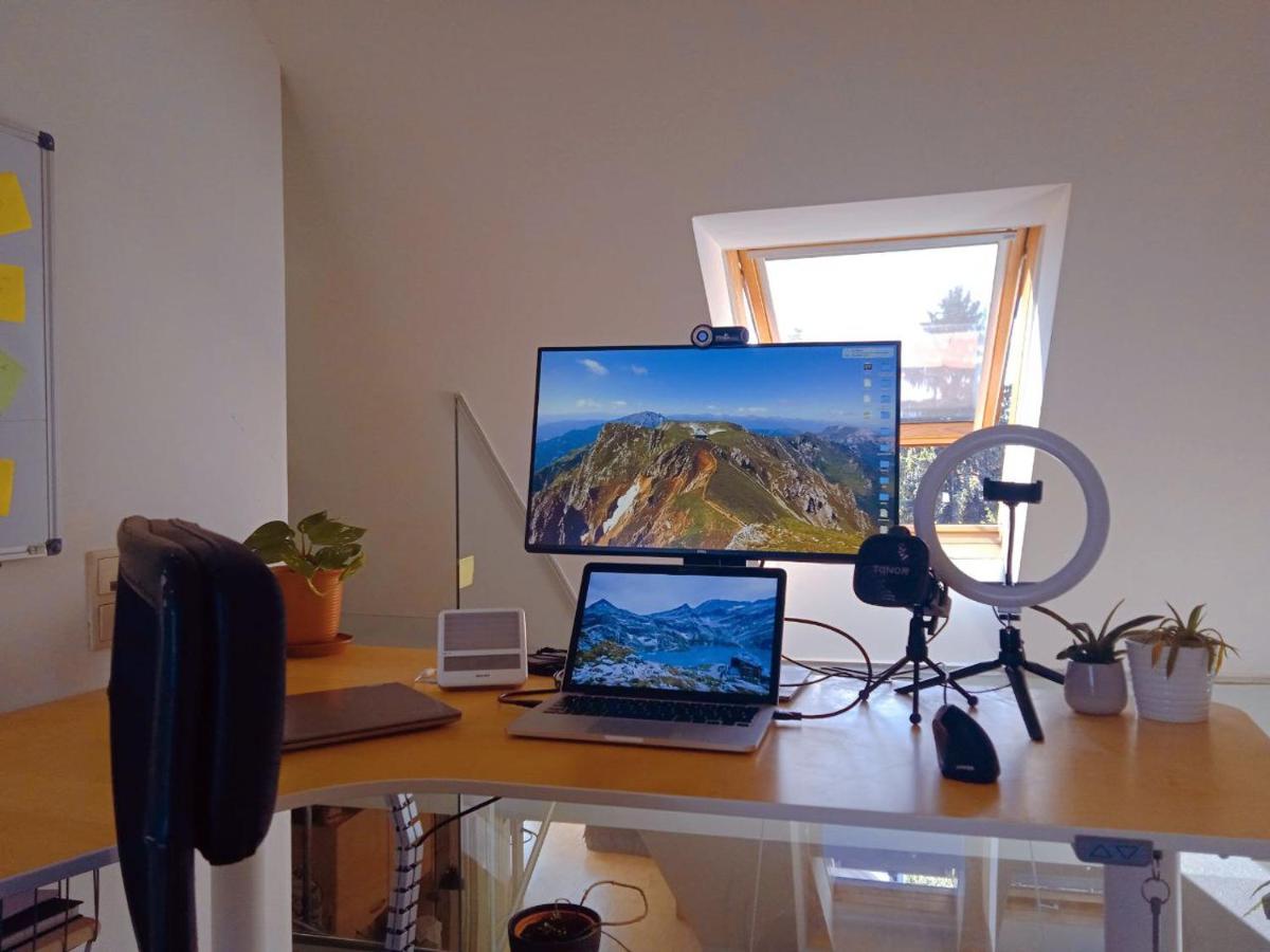 Suitetrails - Bright loft with view over Graz & Schloßberg