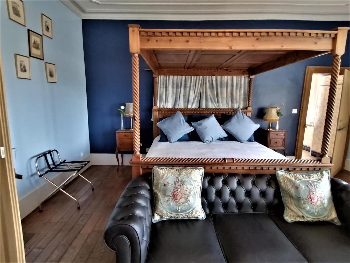 Chateau de Linard - Housity