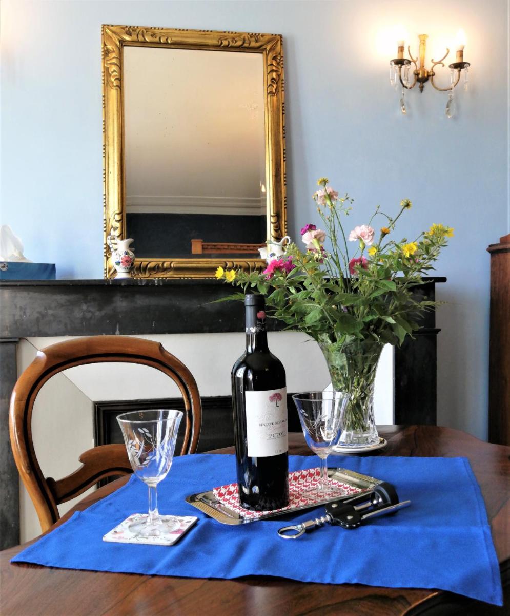 Chateau de Linard - Housity