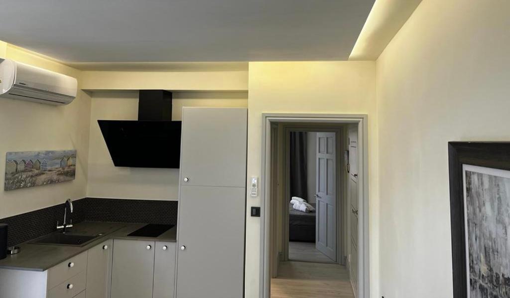 ADIRAMAR Apartments - Housity