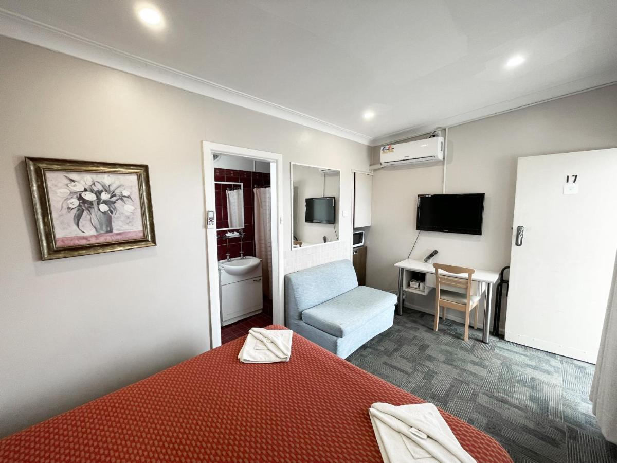 Hillview Motel - Housity