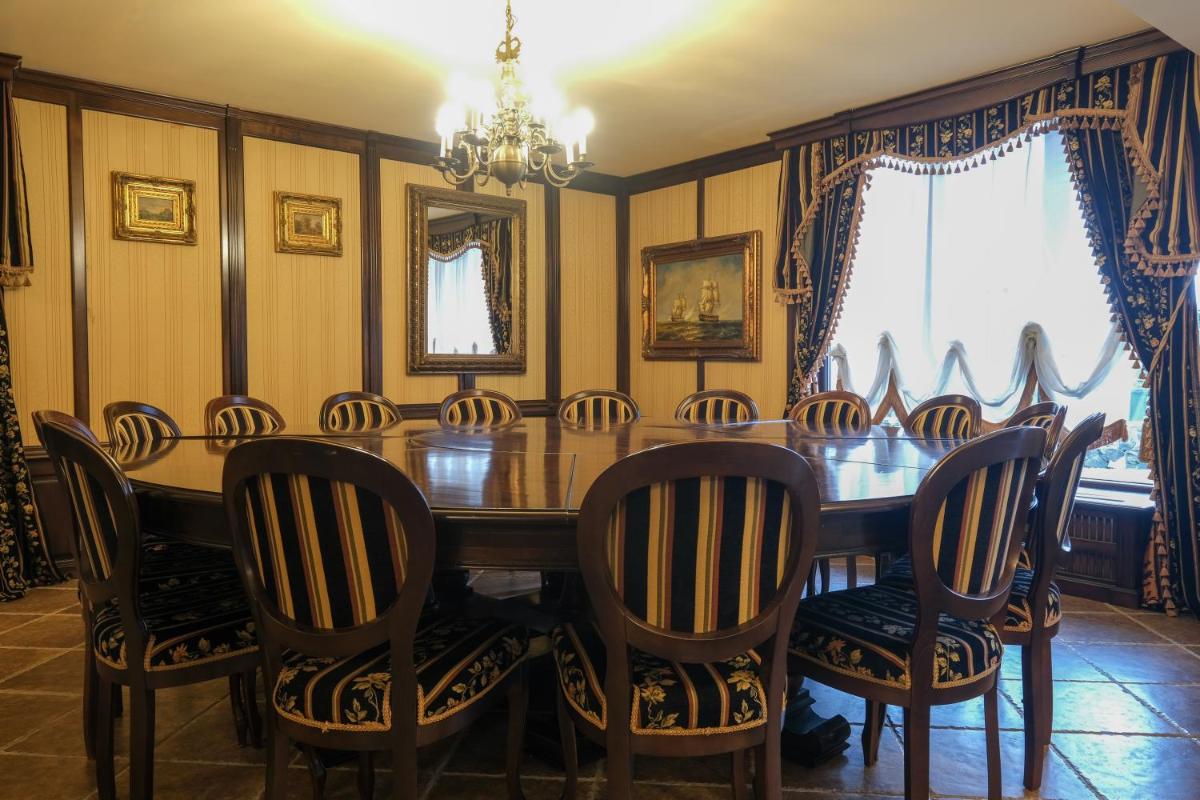 Cabana Racovita - Housity