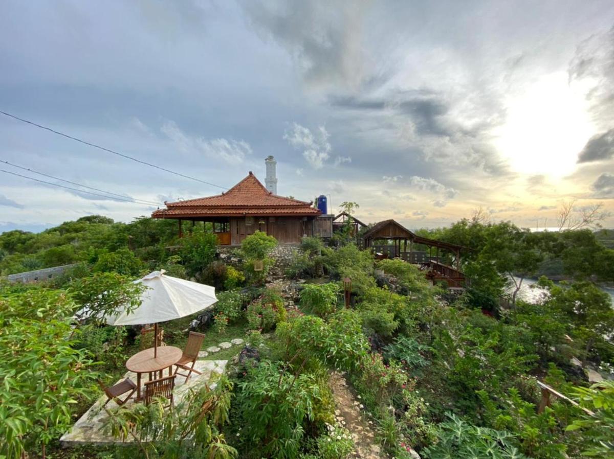 Suitetrails - Baron Hill Resort Gunung Kidul Mitra RedDoorz