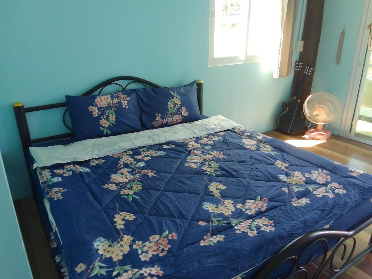 Baan Phi Yai Von - Housity