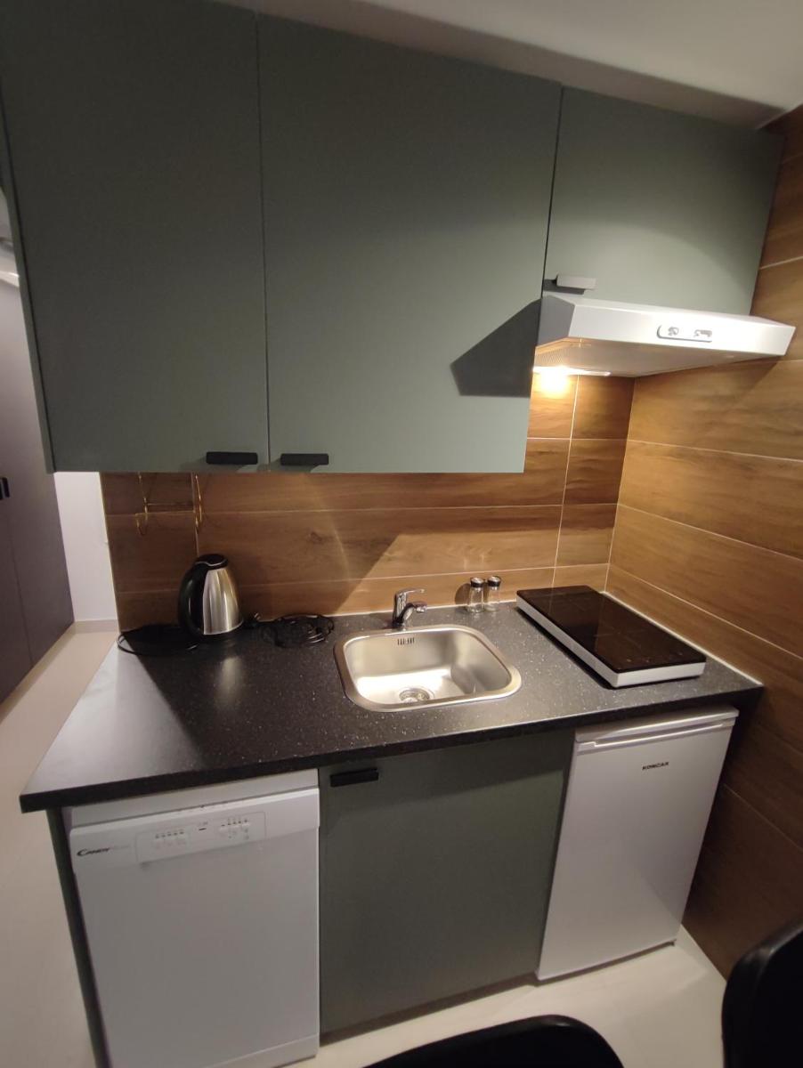 Carol Rooms - Housity