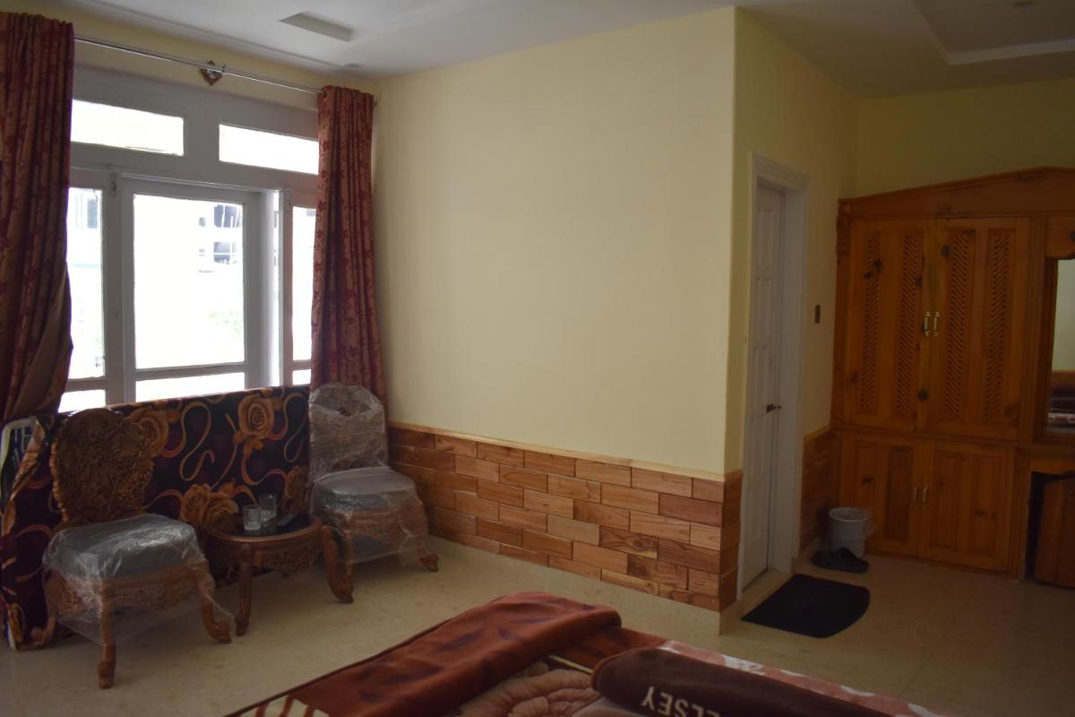Hotel River View Naran - Housity