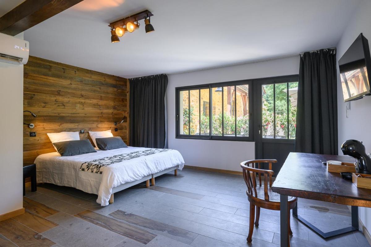 Domaine du Bugassou, Chambres, Table d'hôtes & SPA - Housity