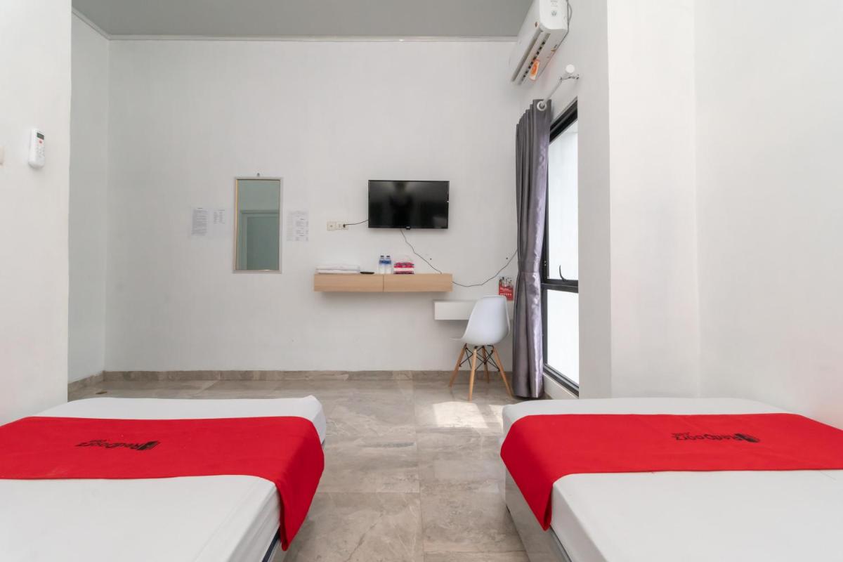 RedDoorz near Tugu Coklat Pesawaran Lampung - Housity