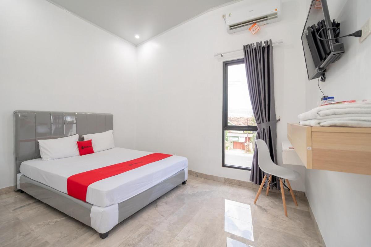 RedDoorz near Tugu Coklat Pesawaran Lampung - Housity
