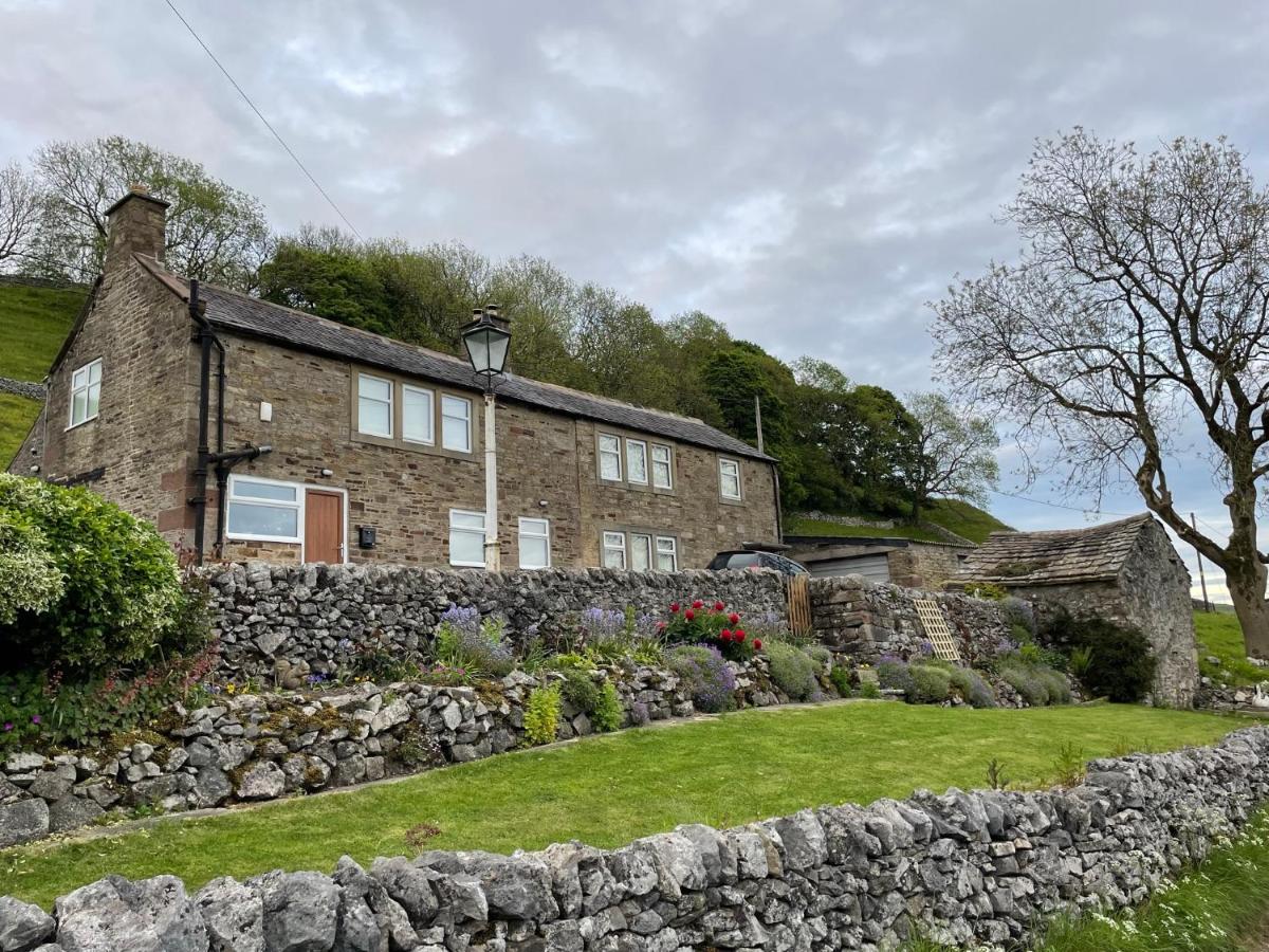 Dove Cottage - Stay at Gwens - Housity