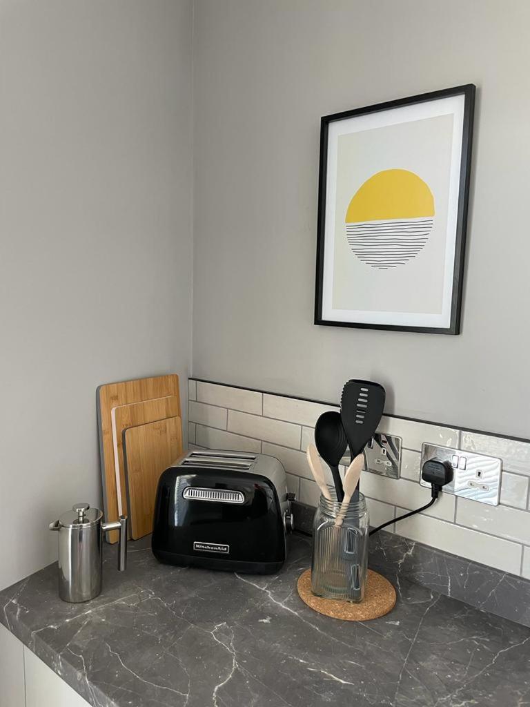 Stunning 1 bedroom Flat in The Mumbles - Housity