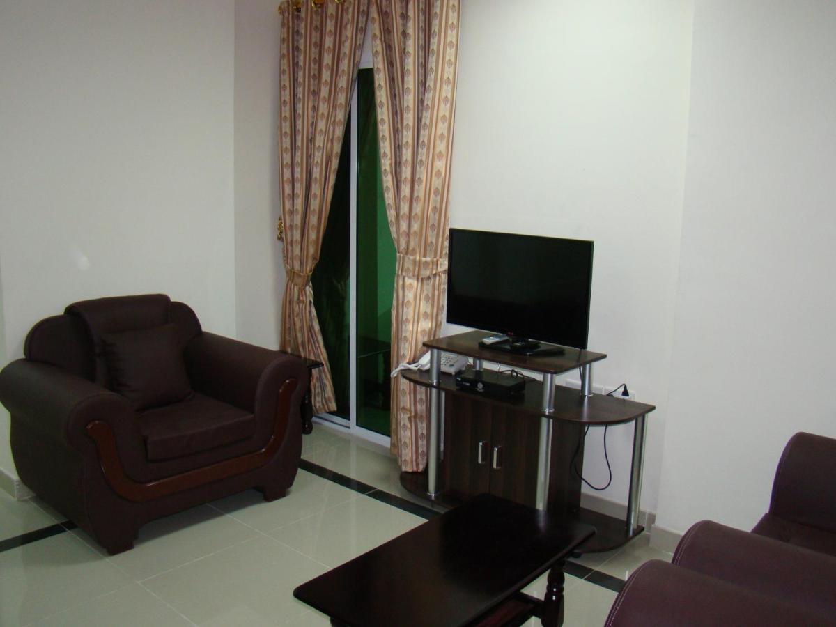 Savoy Grand Hotel Apartments - Housity
