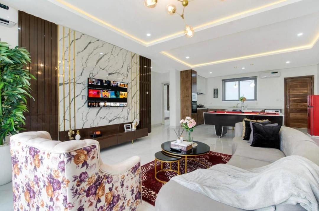 Suitetrails - Keduu 2 bedroom luxury apartment lekki snooker