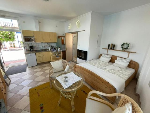 Casa Blanka Poolhaus - PH - Housity