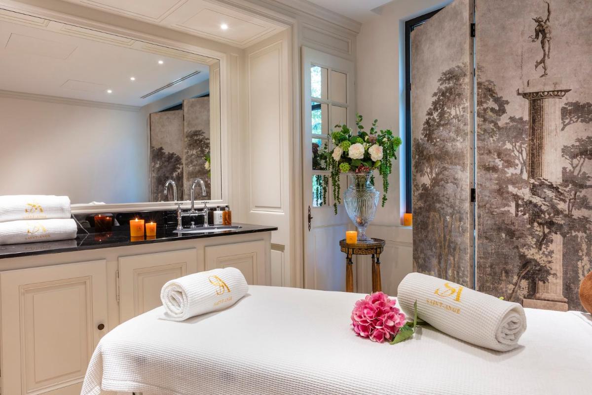 Cuisine ou kitchenette dans l'établissement Villa Saint-Ange