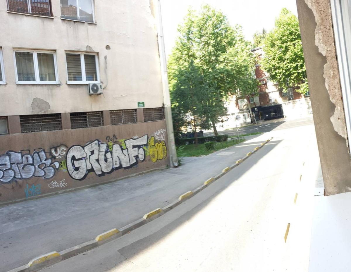Krasan mali apartman u centru Sarajeva - Housity