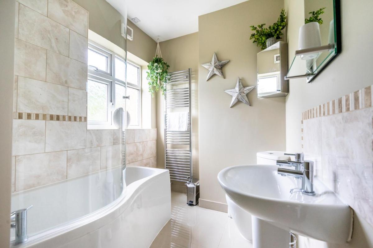 Southbank Cottage - Housity