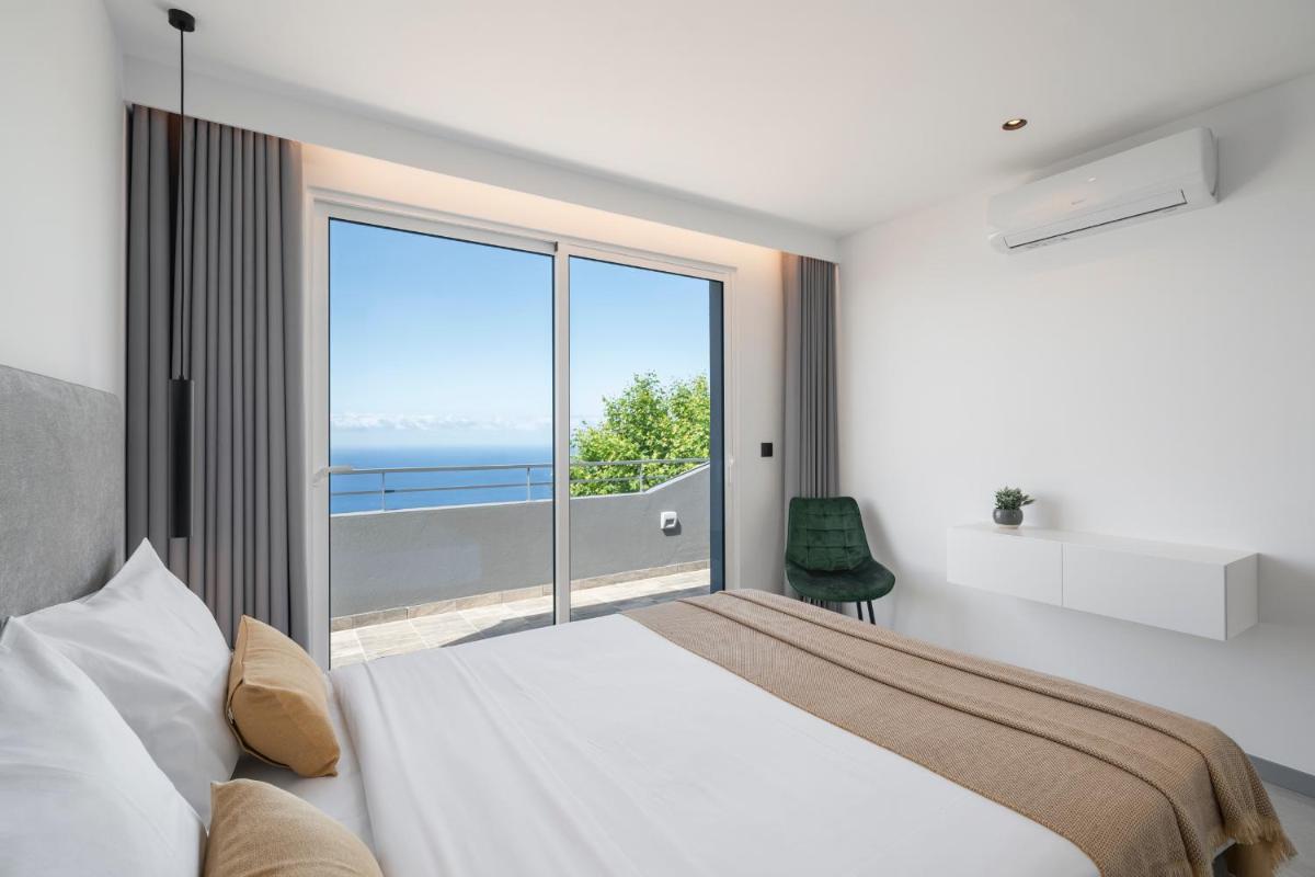 Suitetrails - Intelsol Calheta Apartments by An Island Apart