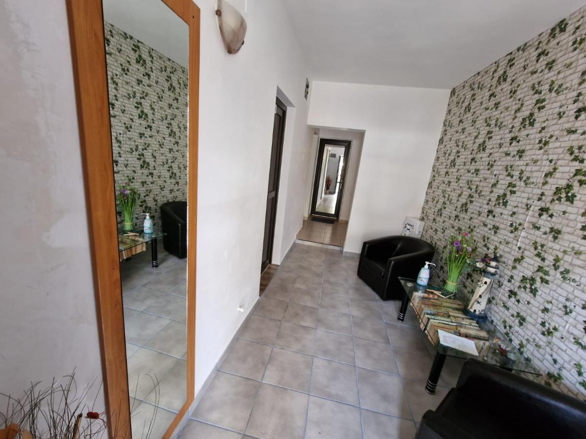 DMS Family House - Housity