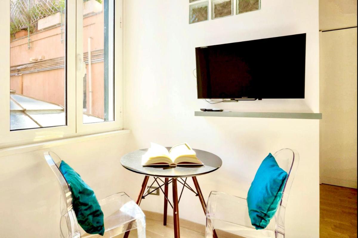 Suitetrails - JEF Apartments Fontana di Trevi Loft, Roma
