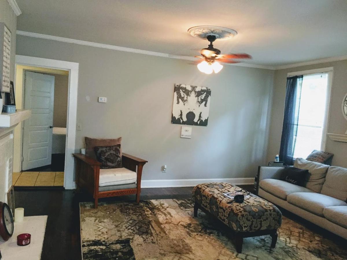 Rural retreat near all things great in Greenville, SC - Housity