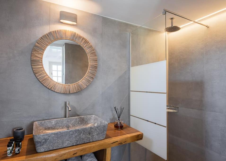 Suitetrails - Aura Homes, Bungalow on Sea - Saint Anna Beach