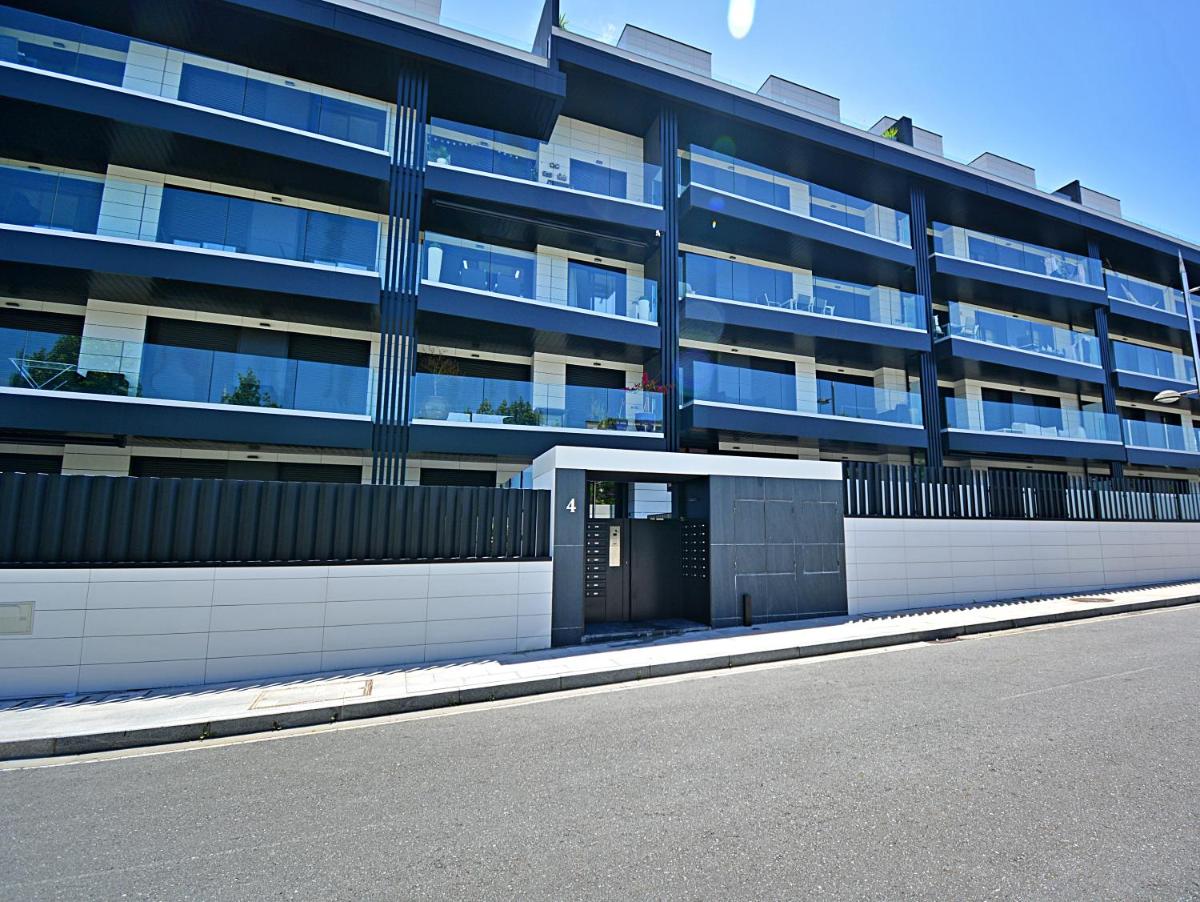 GALIHOST - Impresionante apartamento con piscina en Sanxenxo - Housity
