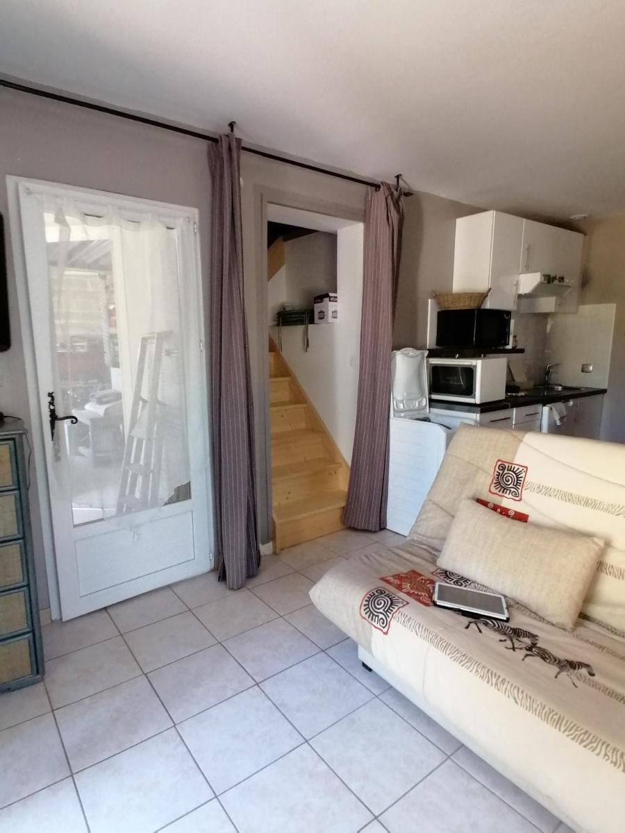 La Desirade - Housity