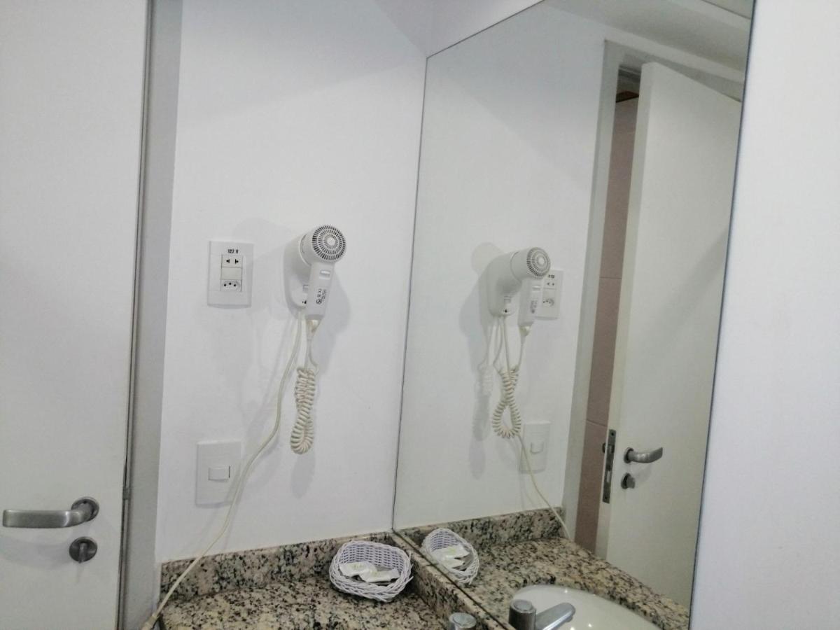 Bristol Praia do Canto Apart Hotel - Housity