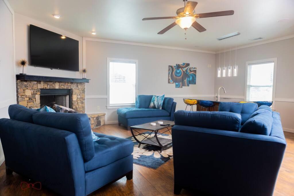 Suitetrails - Spacious 4BR villa w/ private pool and tennis