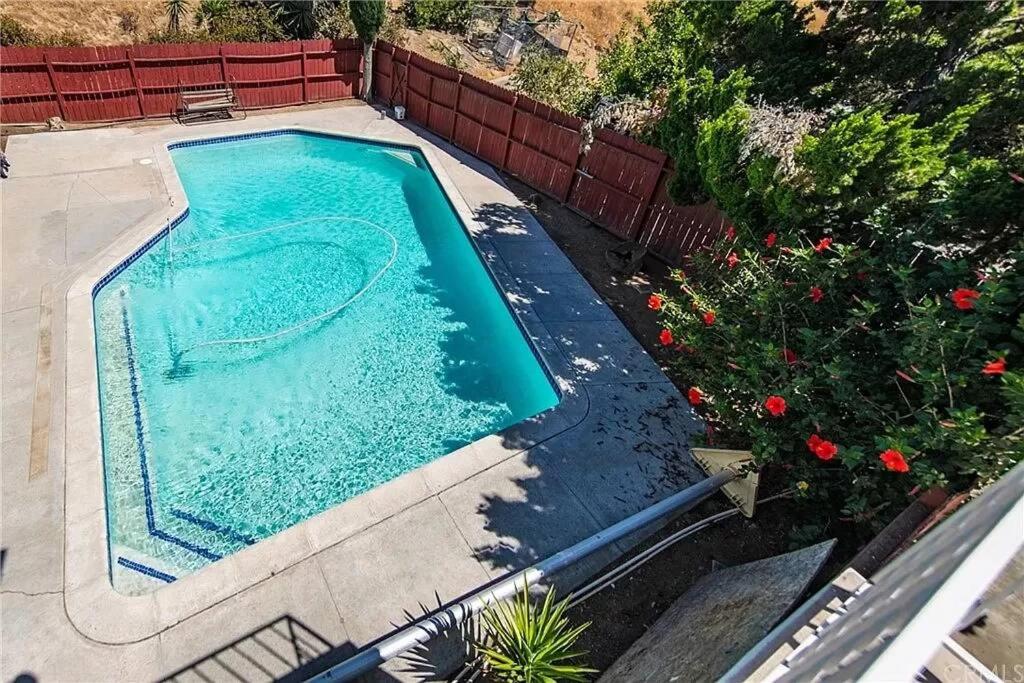 Private Hilltop Villa w/Pool, Office & Fiber WiFi - Housity