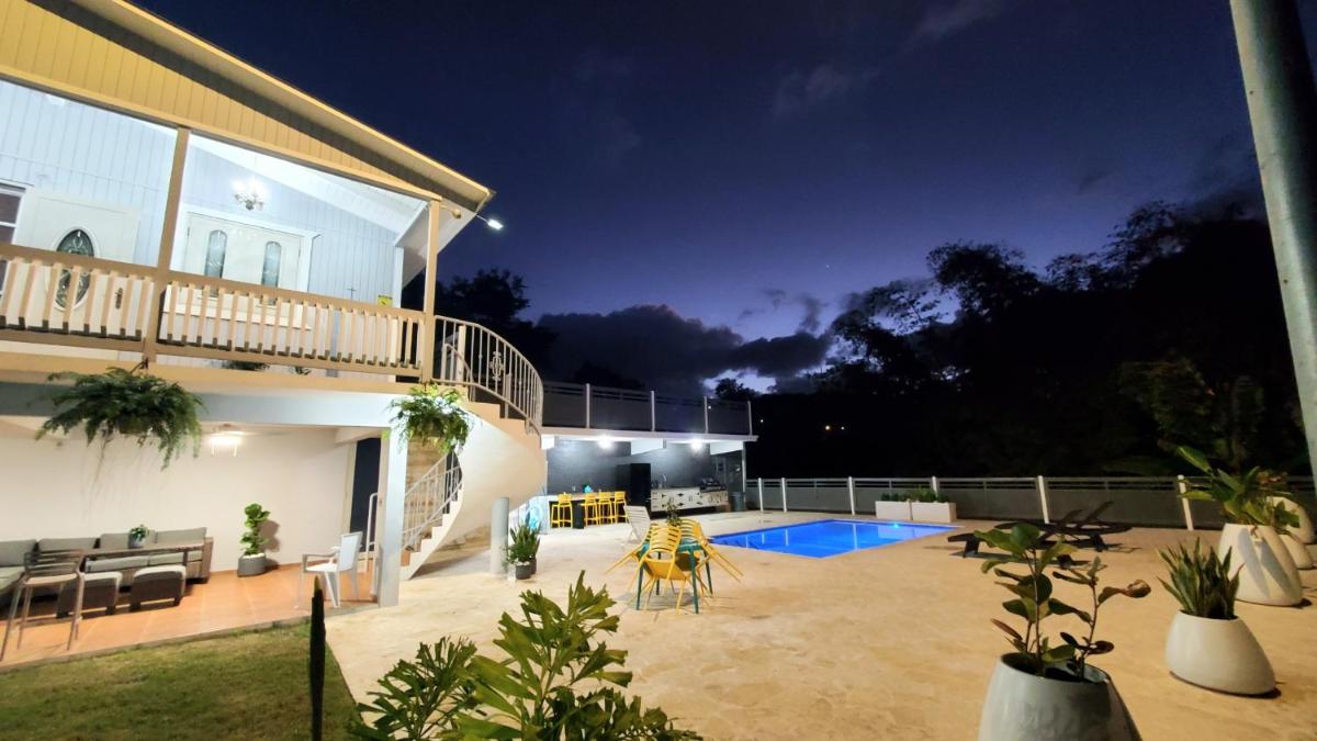 Palm's Bohemian House with Private Pool - Housity