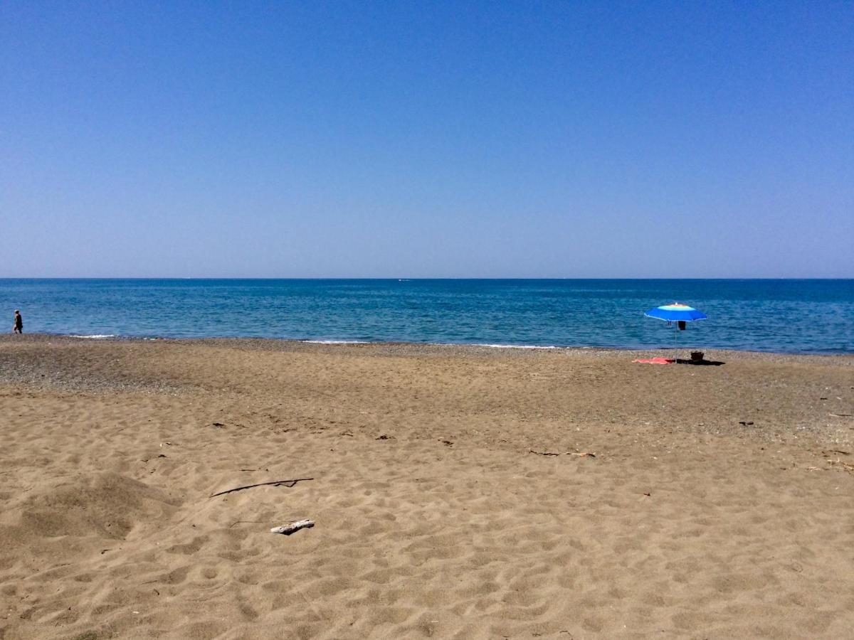 Casa Sophia, piscina con vista mare - ingresso, giardino, barbecue e parcheggio privati by ToscanaTour - Housity