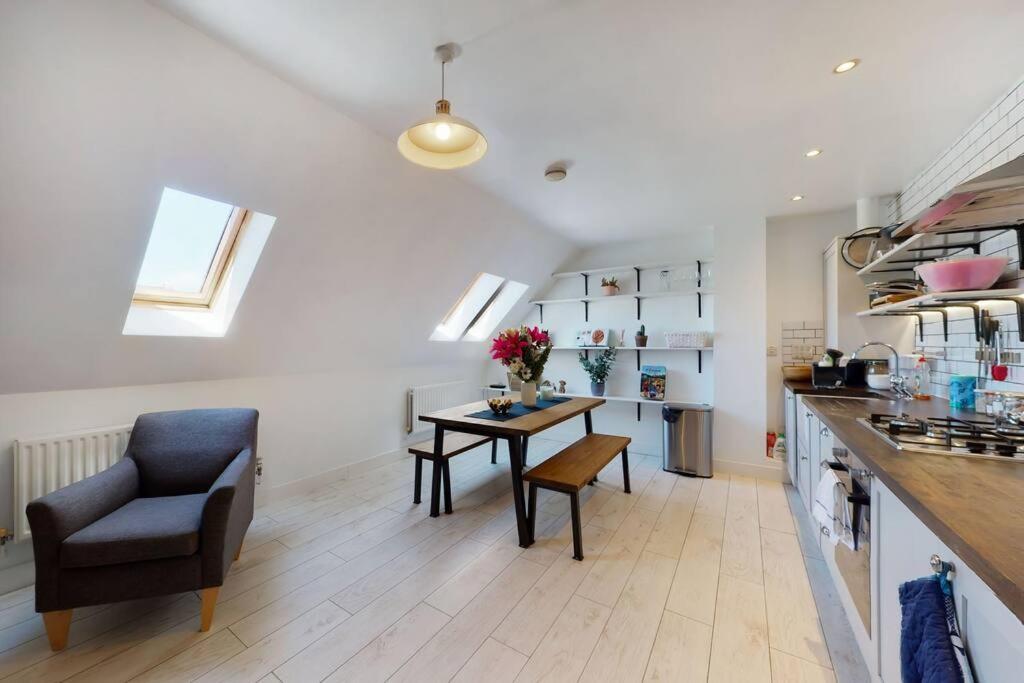 Stunning 1 bedroom flat in Peckham - Housity