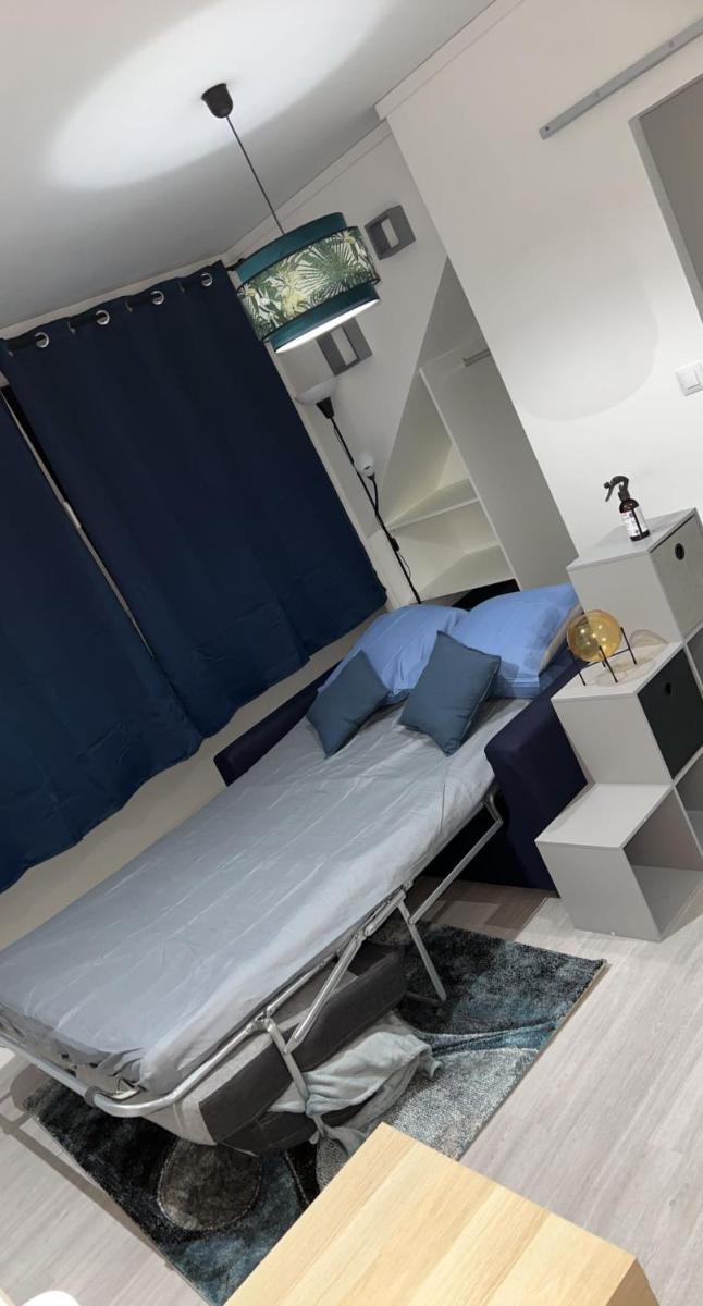 Appartement moderne refait à neuf proximité centre ville et plage - Housity