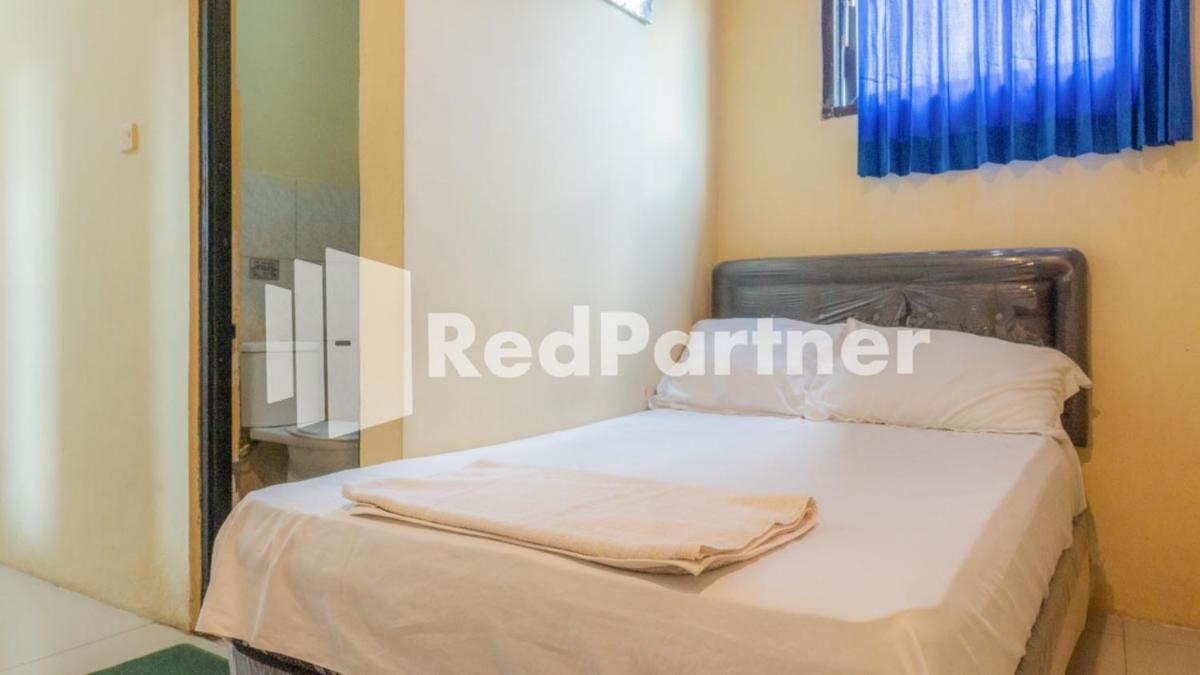 Vandhela Homestay Syariah Mitra RedDoorz - Housity