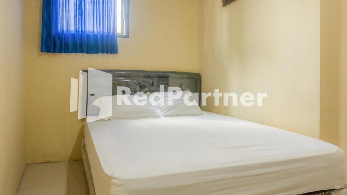 Vandhela Homestay Syariah Mitra RedDoorz - Housity