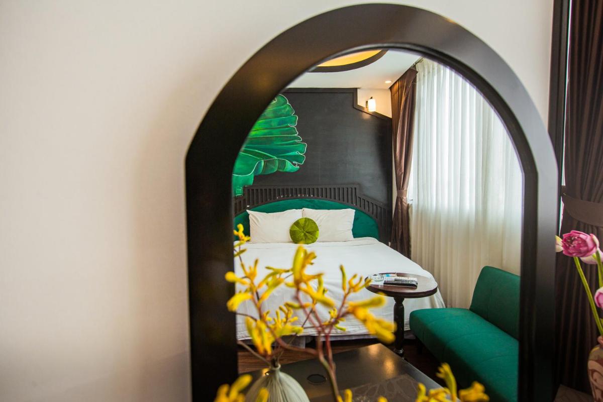 Hanoi Center Silk Boutique Hotel & Travel - Housity
