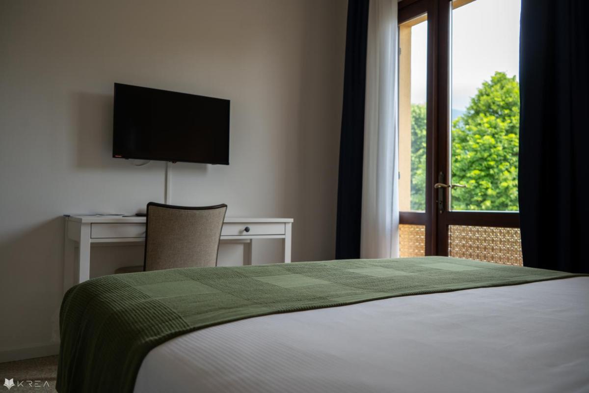 Casa Valcellina Hotel Ristorante - Housity