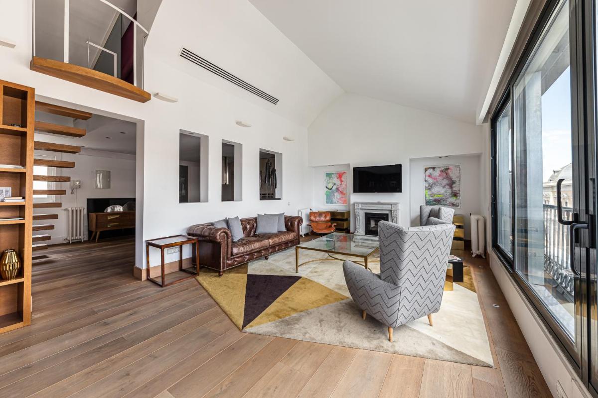 BNBHolder Golden Mile MADRID - Housity