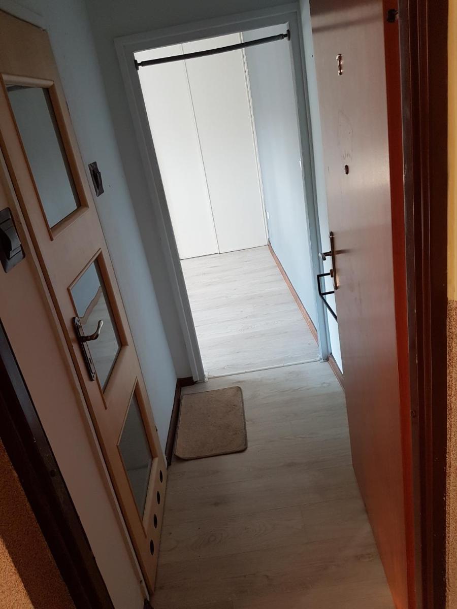 Mieszkanie jednopokojowe Bolesławiec w centrum - wymagana kaucja zwrotna - Housity