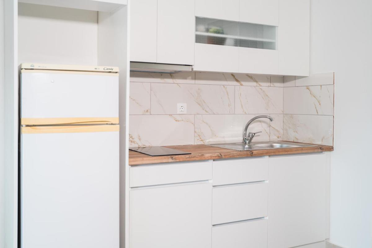Preveza Rock Apartments - Housity