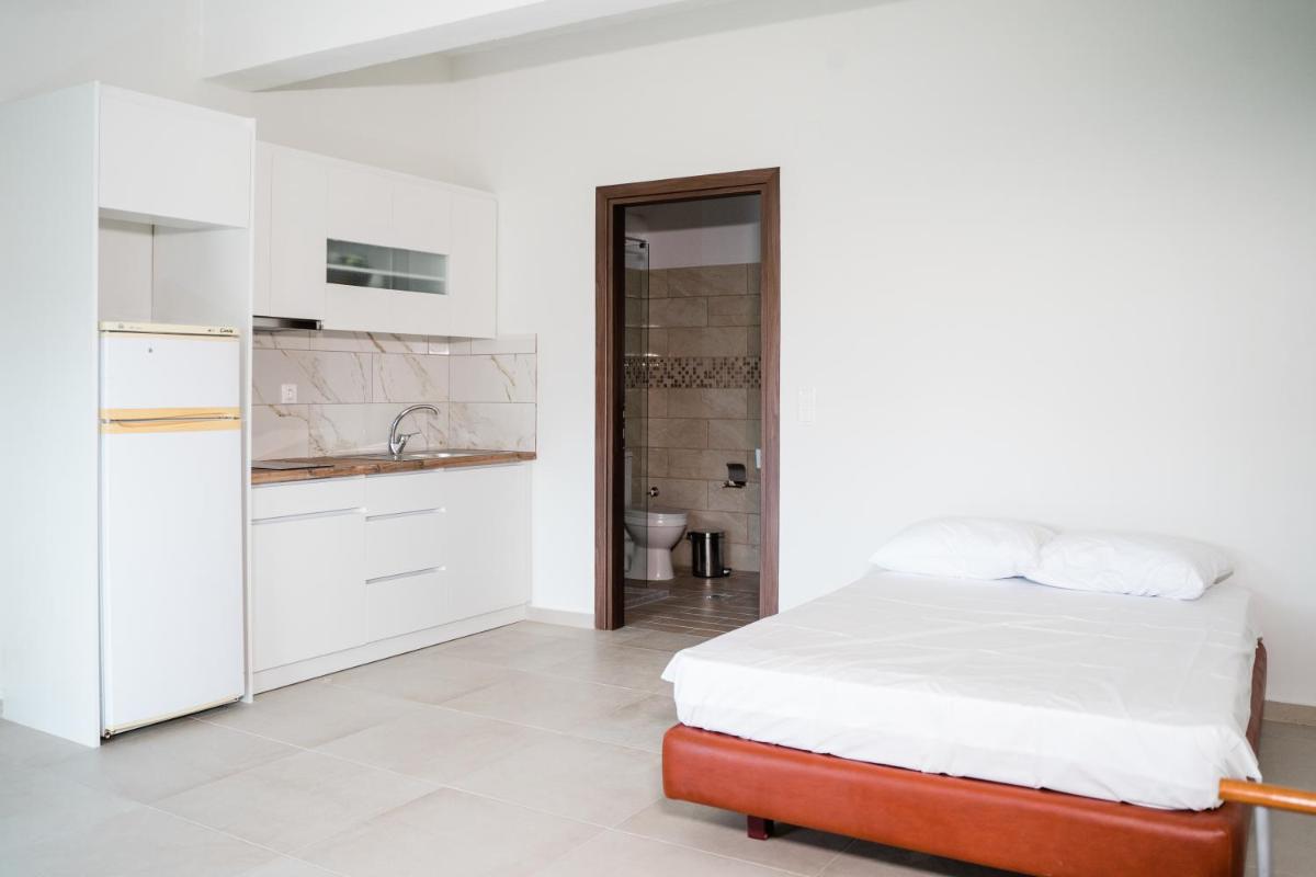 Preveza Rock Apartments - Housity