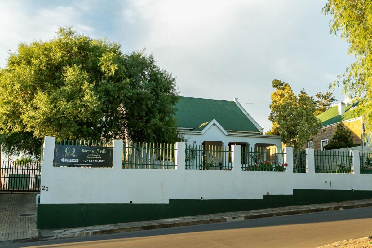 Ravenscliff Villa - Housity