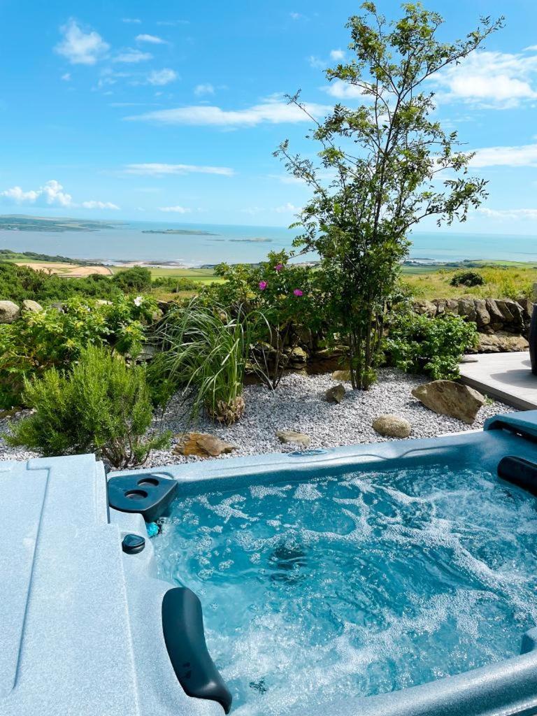 Sea View Snugs at Laggan - Housity